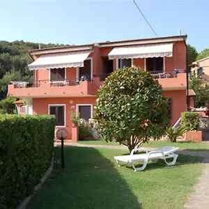  Appartamento Franca Italia